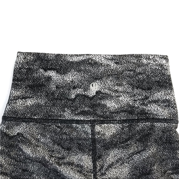 FINAL NEW Lululemon Wunder Under Crop Hi-Rise Luon Hazy Days - Picture 4 of 8